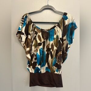 Women’s Y2K Body Central floral flowing top with fitted bottom